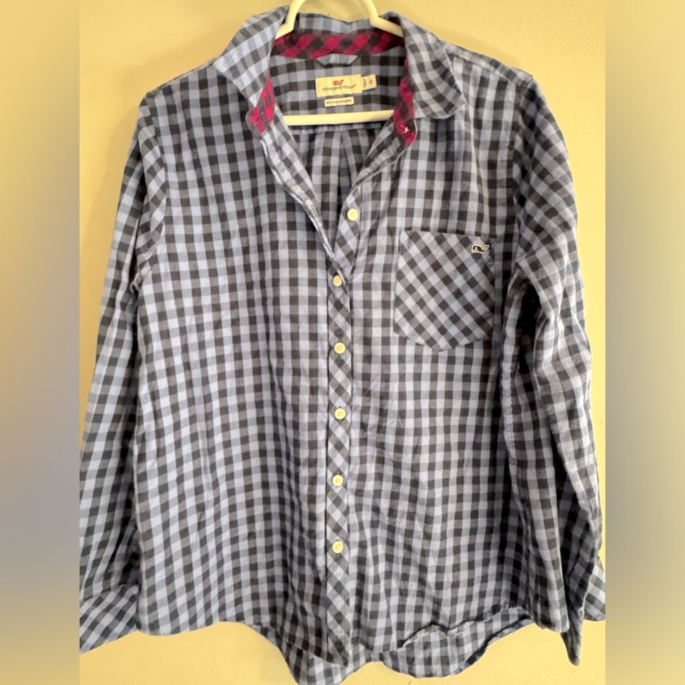 Vineyard Vines ladies plaid shirt
